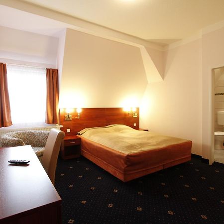 Hotel Preuss Im Dammtorpalais Hamburg Dış mekan fotoğraf